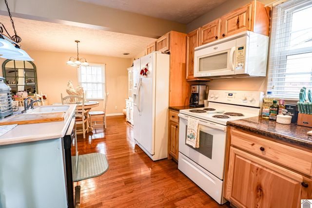 145 Willowick Trail, Paducah, KY 42003