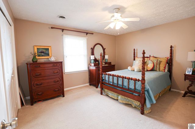 145 Willowick Trail, Paducah, KY 42003