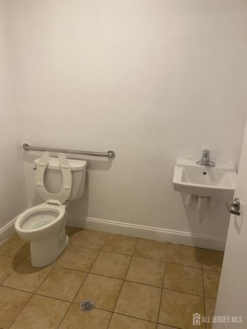 378 George Street 201, New Brunswick, NJ 08901