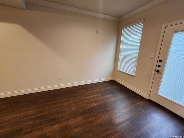 338 UNTERMAIER ST, New Braunfels, TX 78130