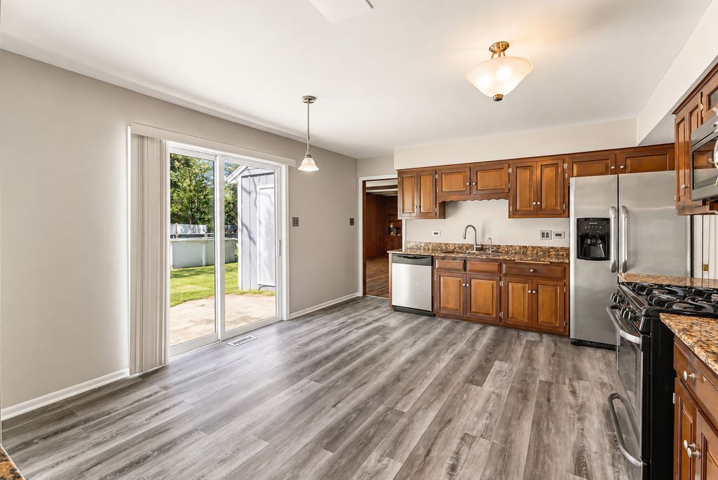3490 CHALET Lane, Crete, IL 60417 — photo 5