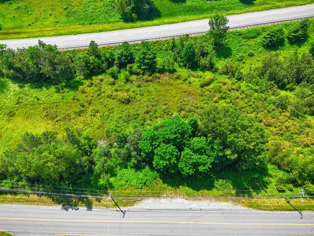 Va Cutoff Road, Hartford, VT 05047