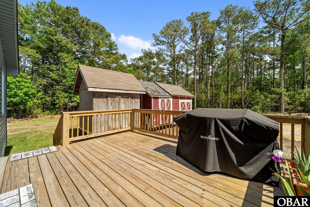 Image 3 of property listing at 132 Ward Lane Lot40, Manteo, NC 27954