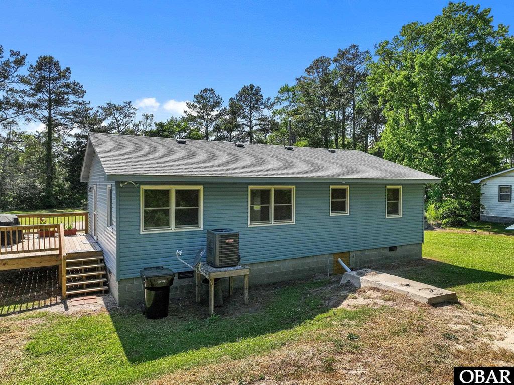 Image 36 of property listing at 132 Ward Lane Lot40, Manteo, NC 27954