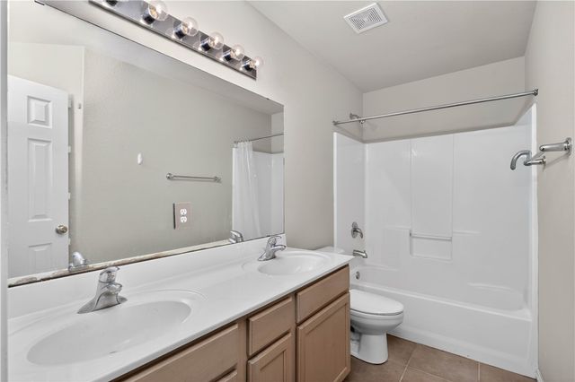 6709 Tudor Dr, Corpus Christi, TX 78414
