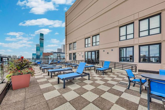 401 E Ontario Street 4602, Chicago, IL 60611