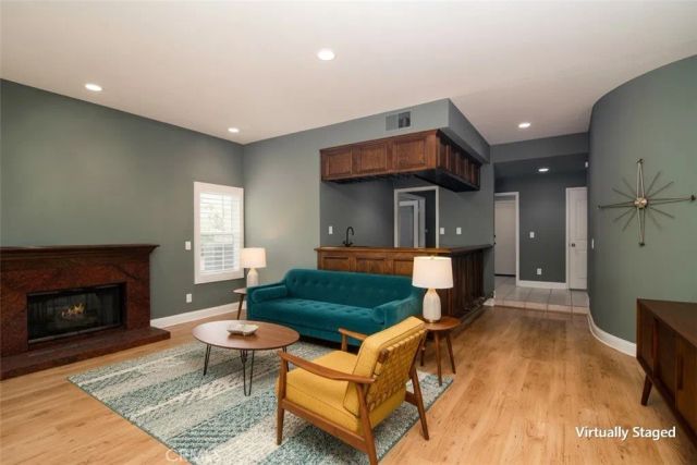 23856 Stagg Street, West Hills, CA 91304