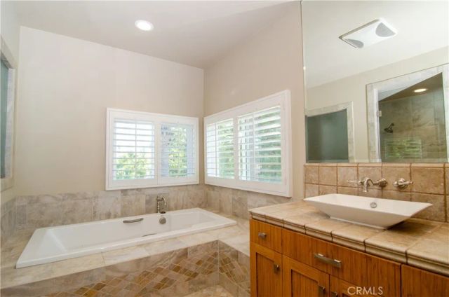 23856 Stagg Street, West Hills, CA 91304