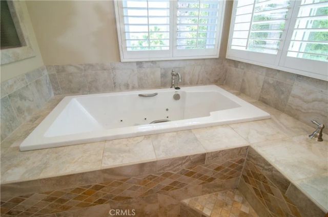 23856 Stagg Street, West Hills, CA 91304