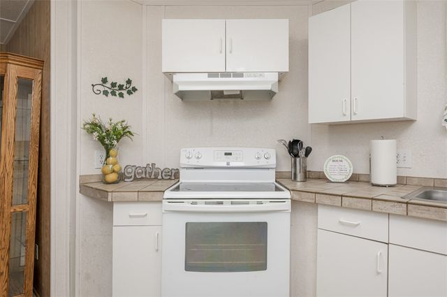 12858 S Apache Parkway, Topock, AZ 86436