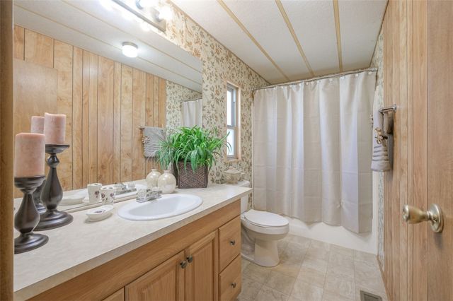 12858 S Apache Parkway, Topock, AZ 86436