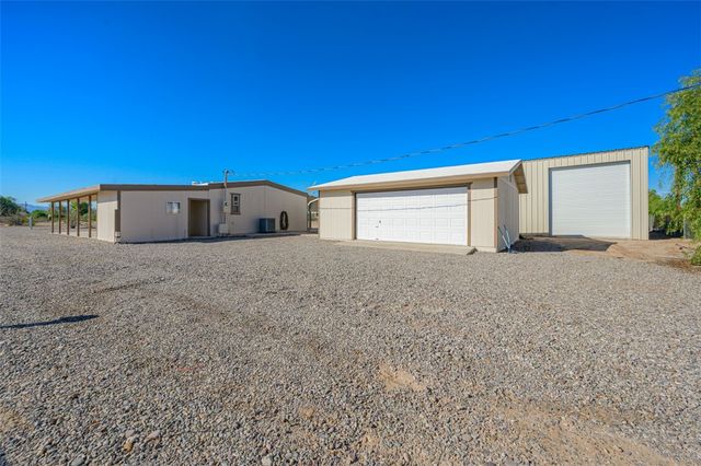 12858 S Apache Parkway, Topock, AZ 86436