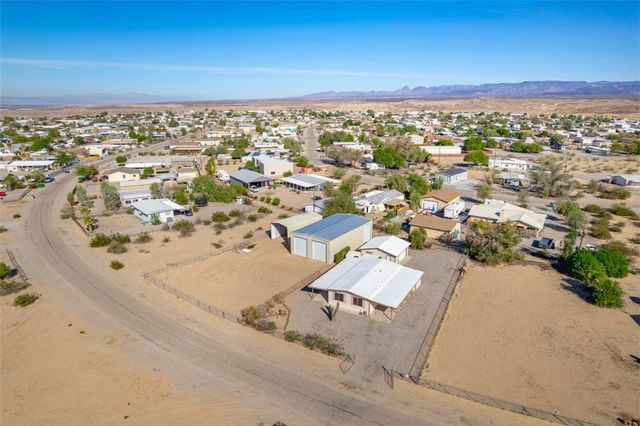 12858 S Apache Parkway, Topock, AZ 86436