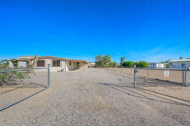 12858 S Apache Parkway, Topock, AZ 86436