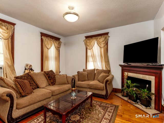 184-186 Mansfield Street, New Haven, CT 06511