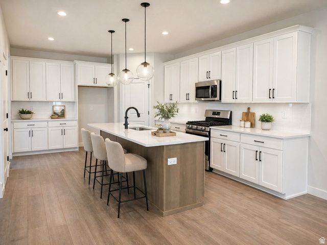 11432 S GLASS HILL DR, South Jordan, UT 84009