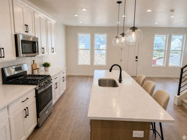 11432 S GLASS HILL DR, South Jordan, UT 84009
