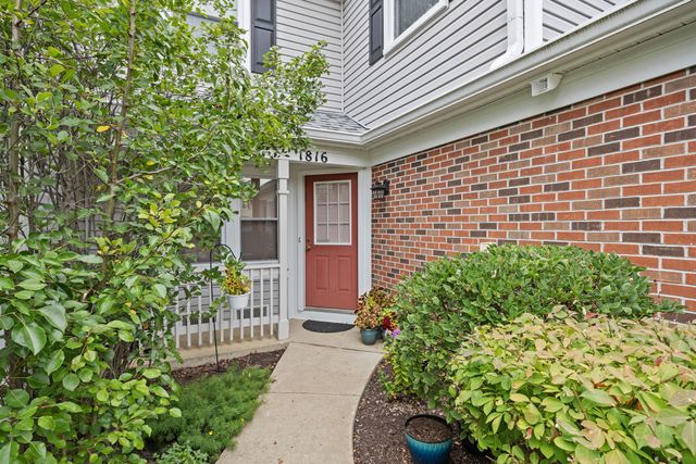 1816 Vermont Drive, Elk Grove Village, IL 60007