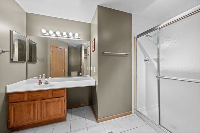 1816 Vermont Drive, Elk Grove Village, IL 60007