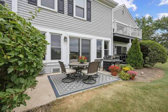1816 Vermont Drive, Elk Grove Village, IL 60007