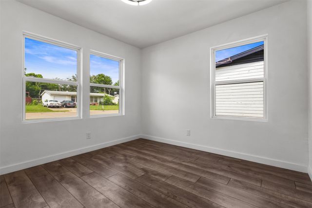 2006 Ridgeway Street, Arlington, TX 76010