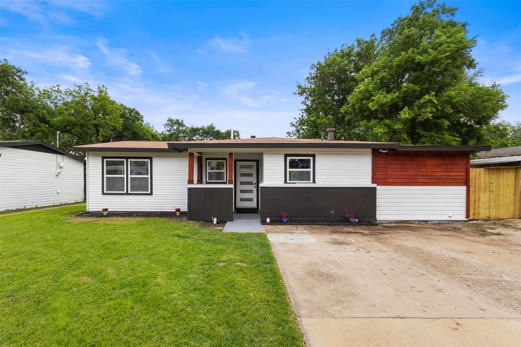 2006 Ridgeway Street, Arlington, TX 76010