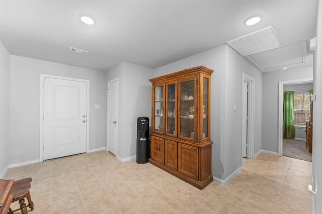 15120 Arrowhead Loop E, Willis, TX 77378