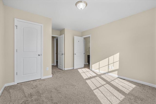 3014 Falling Leaves Lane, Lexington, KY 40509