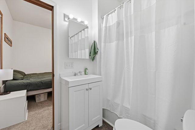 1 LAINSON Avenue, Council Bluffs, IA 51503