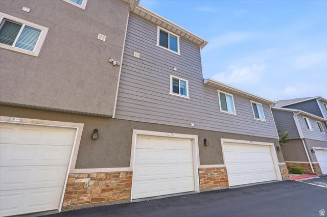 266 N 725 E, Vineyard, UT 84059