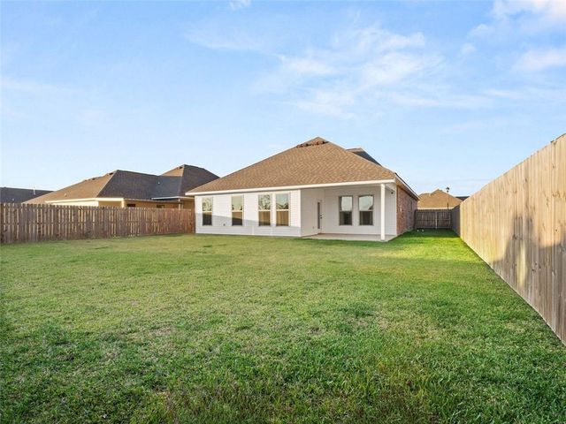 1507 BOWEN Road, Lake Charles, LA 70611