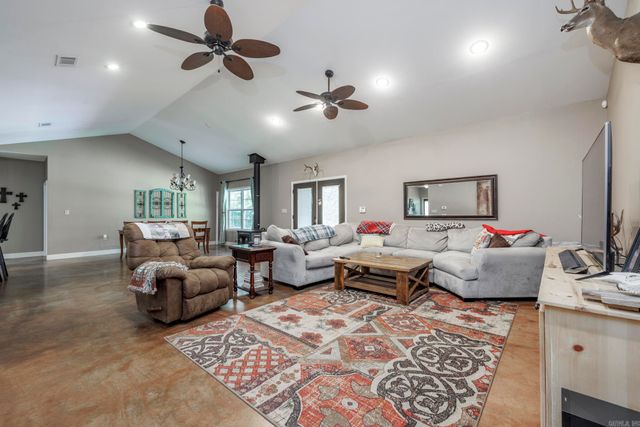 43 Tracelwood Drive, Arkadelphia, AR 71923