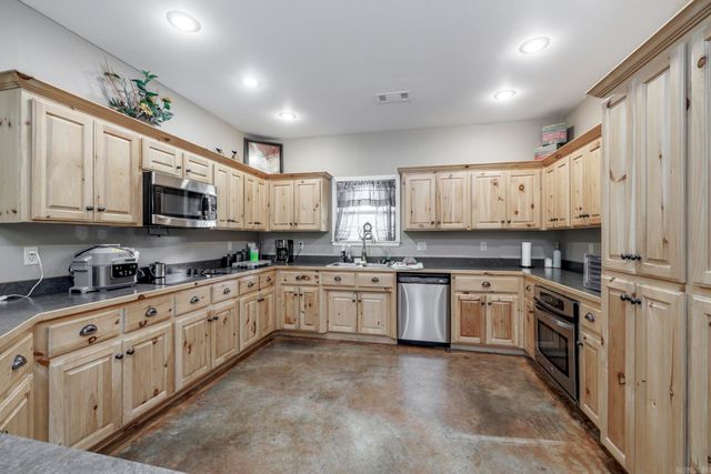 43 Tracelwood Drive, Arkadelphia, AR 71923