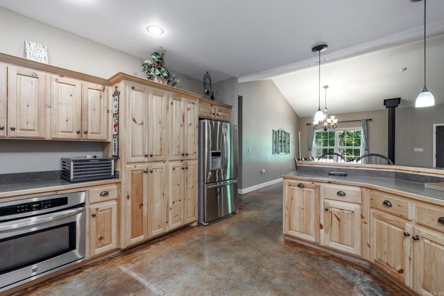 43 Tracelwood Drive, Arkadelphia, AR 71923