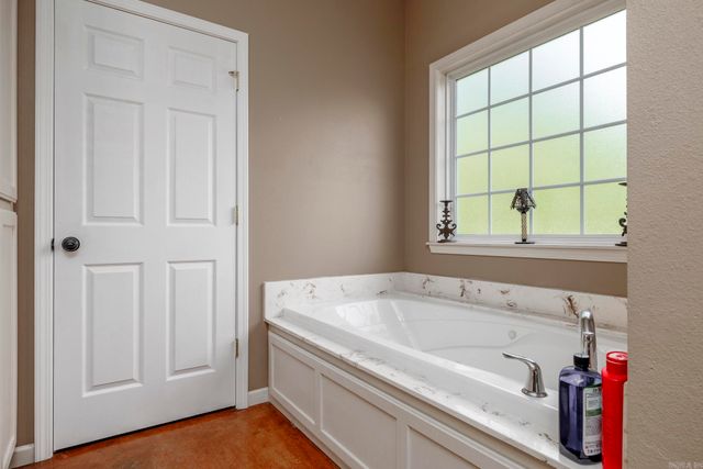 43 Tracelwood Drive, Arkadelphia, AR 71923