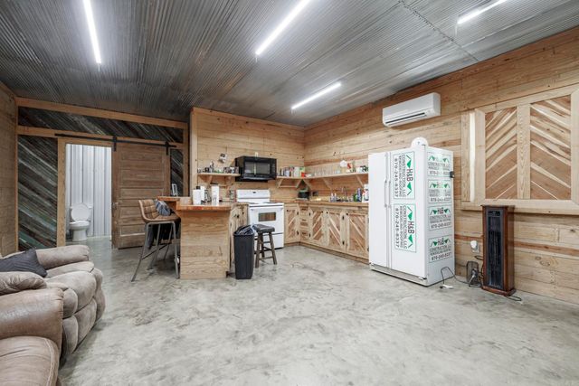 43 Tracelwood Drive, Arkadelphia, AR 71923