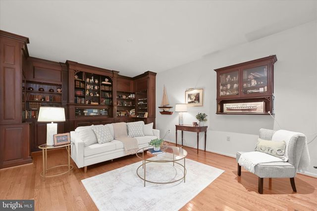 12 SAWGRASS CT, Lutherville Timonium, MD 21093