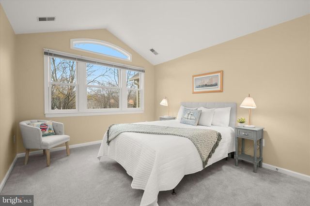 12 SAWGRASS CT, Lutherville Timonium, MD 21093