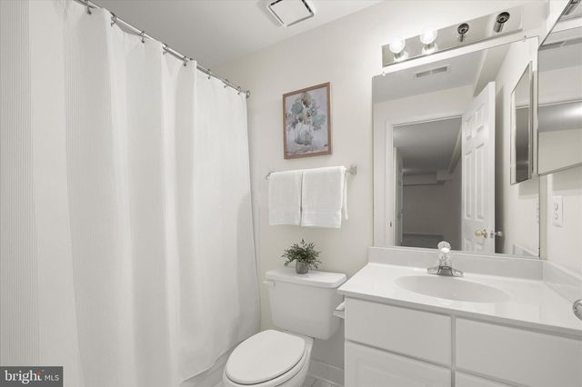 12 SAWGRASS CT, Lutherville Timonium, MD 21093