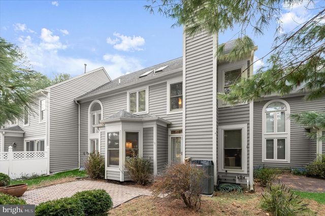 12 SAWGRASS CT, Lutherville Timonium, MD 21093