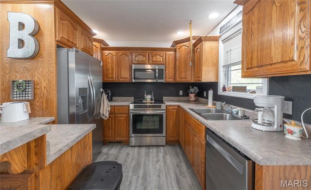 20 Westwood Drive, Salem, MO 65560