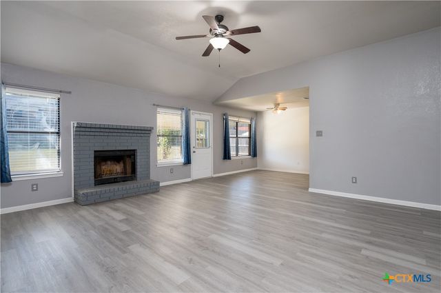 910 Frontier Trail, Harker Heights, TX 76548