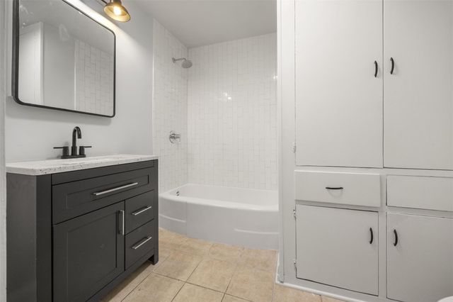 201 Rose ST, Buda, TX 78610