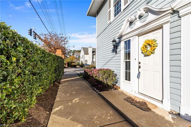 3469 Marabou LN, Virginia Beach, VA 23451