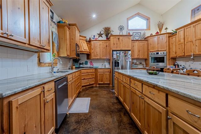 7761 High Meadow Road, Noble, OK 73068