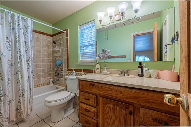 7761 High Meadow Road, Noble, OK 73068