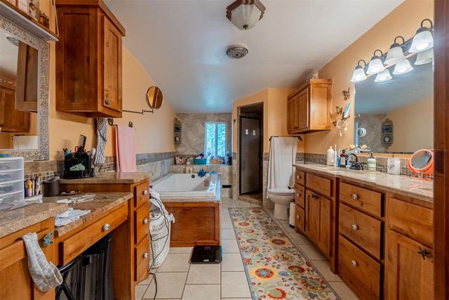 7761 High Meadow Road, Noble, OK 73068