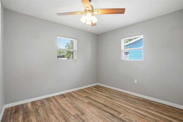 5127 4TH AVENUE S, St Petersburg, FL 33707
