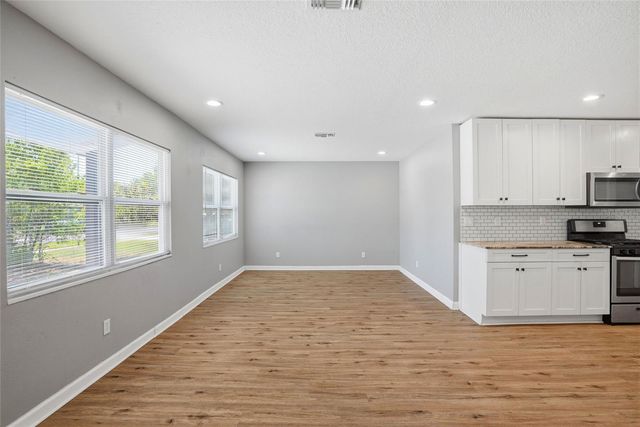 5127 4TH AVENUE S, St Petersburg, FL 33707