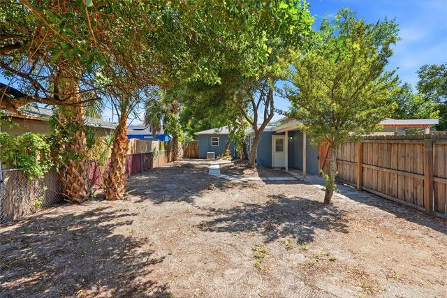 5127 4TH AVENUE S, St Petersburg, FL 33707